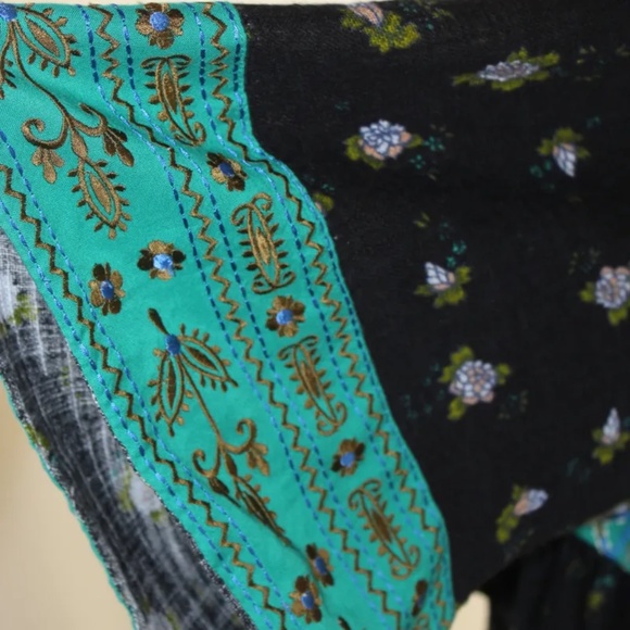 Gently Used/Loved Free People Kissed By the Sun Crop High-Low Top, XS - Picture 6 of 10